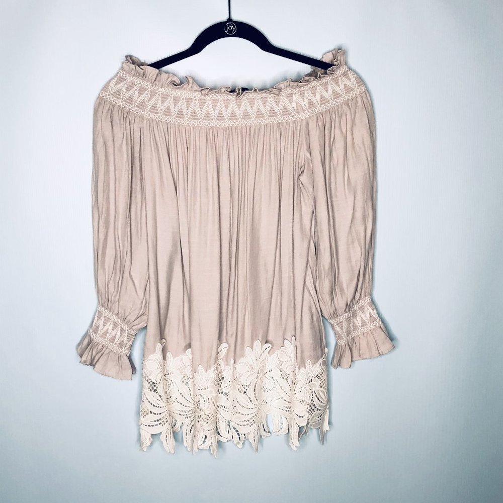 English Factory Gray White Peasant Lacy Blouse - Picture 5 of 5